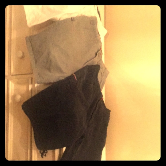 Indepenent truck company shorts 3 pair size 34 - Picture 1 of 6